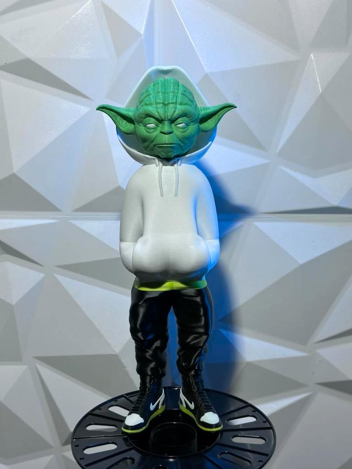 Yoda Urban Style Streetwear - 43cm - Star Ward, Verzamelen, Merken en Reclamevoorwerpen, Nieuw, Ophalen of Verzenden
