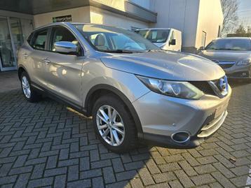 Nissan Qashqai 1.5 DCI PureDrive 2015 Airco, Navi + Garantie beschikbaar voor biedingen