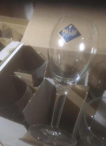12 stuks Palm Royale glazen 33cl beschikbaar voor biedingen