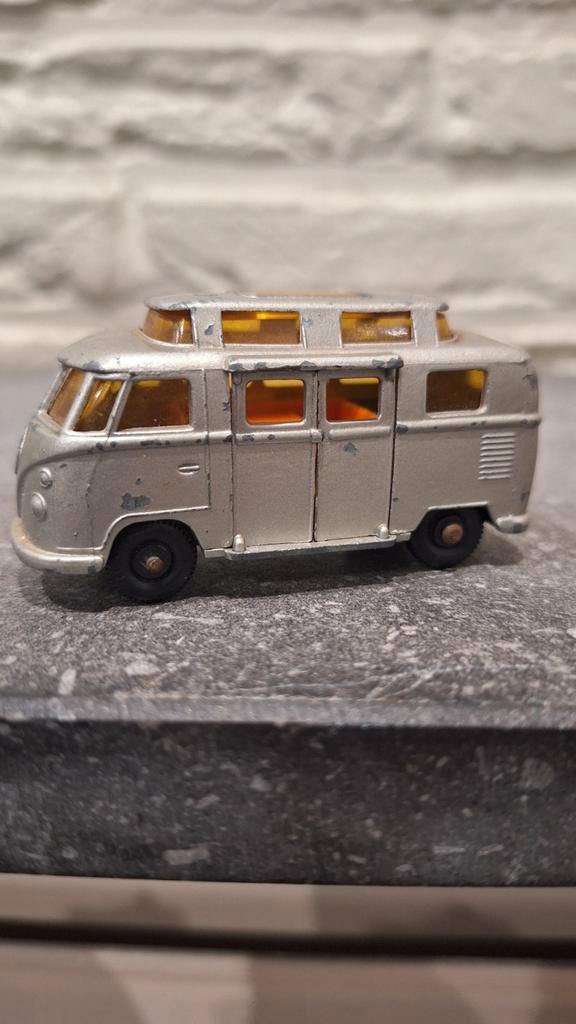 Matchbox 34 Volkswagen VW T1 Camper, Hobby & Loisirs créatifs, Voitures miniatures | Échelles Autre, Utilisé, Voiture, Enlèvement ou Envoi