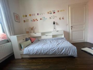 bed beschikbaar voor biedingen