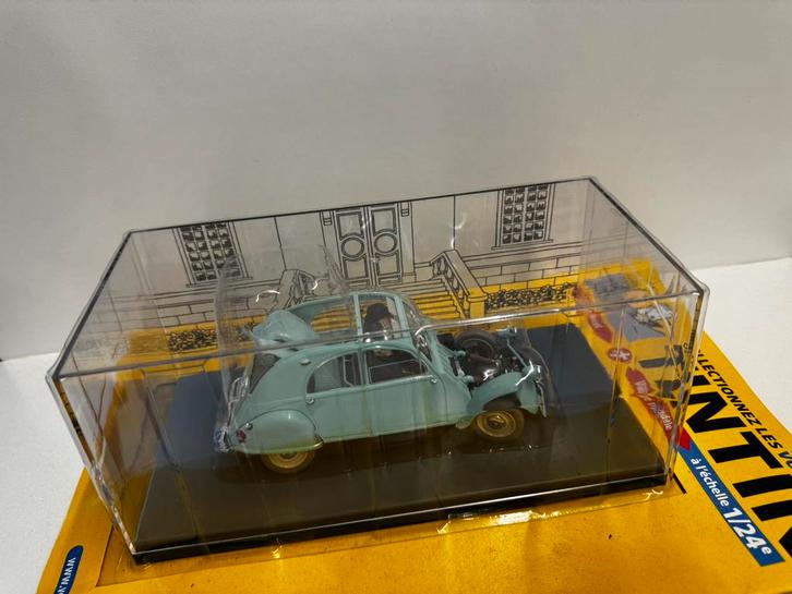 Kuifje auto 1:24 de Citroën 2cv uit Bianca castafiore nr 11, Verzamelen, Stripfiguren, Nieuw, Kuifje, Ophalen of Verzenden