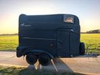 Luxe Paardentrailer Humbaur Pegasus + zadelkamer, Enlèvement, Utilisé, Polyester, Remorque 2 chevaux