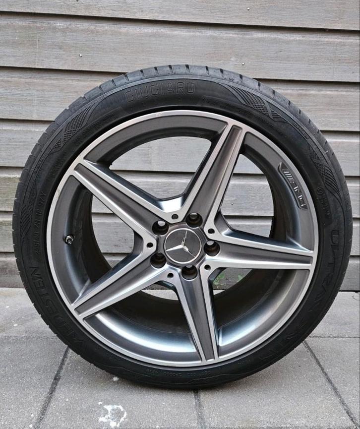 Gezocht: Mercedes AMG velg 18", Auto-onderdelen, Banden en Velgen, Band(en), 18 inch, Ophalen