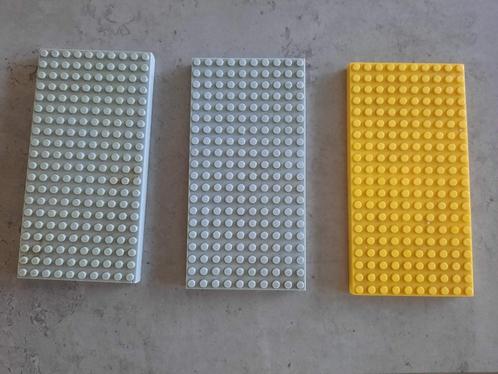 Lego vroegere grondplaten, geel en grijs 10 x 20, Kinderen en Baby's, Speelgoed | Duplo en Lego, Lego, Ophalen of Verzenden