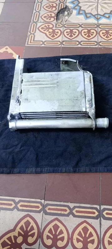 Olieradiator voor de motor van de Porsche 911 beschikbaar voor biedingen