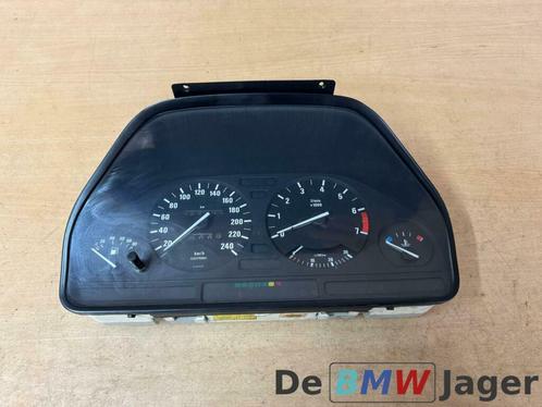 Instrumentenpaneel BMW 5-serie E34 9220300798, Auto-onderdelen, Dashboard en Schakelaars, BMW, Gebruikt, Ophalen of Verzenden