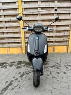 Vespa sprint notte 50cc, Fietsen en Brommers, Brommers | Vespa, Overige modellen, 50 cc, Klasse B (45 km/u), Zo goed als nieuw