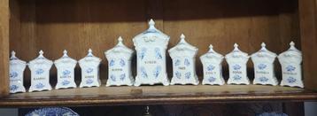Vintage set van 11 porseleinen kruidenpotten, Antiek en Kunst, Ophalen