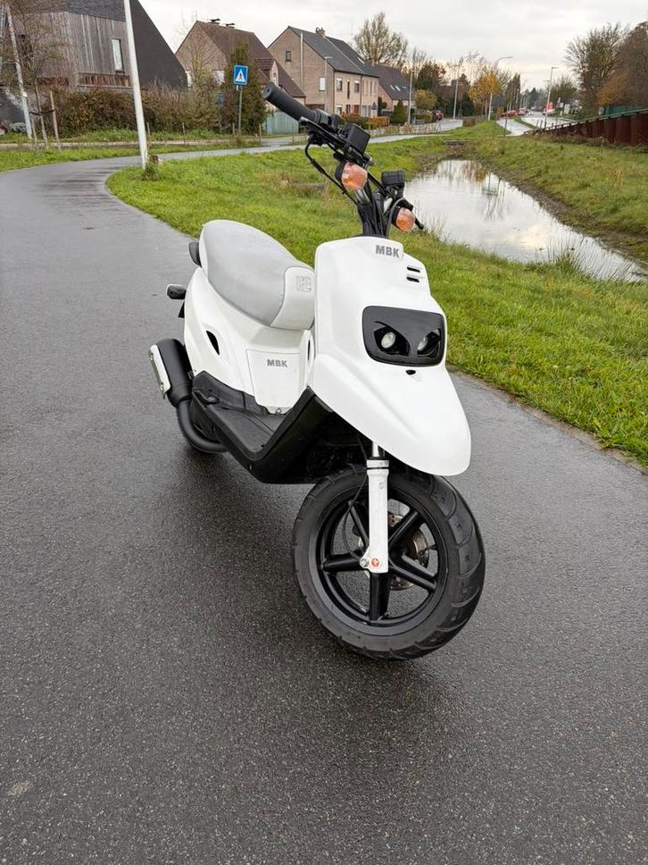 Mbk booster naked A klasse te koop, Fietsen en Brommers, Scooters | Yamaha, Zo goed als nieuw, Klasse A (25 km/u), Benzine, Ophalen of Verzenden