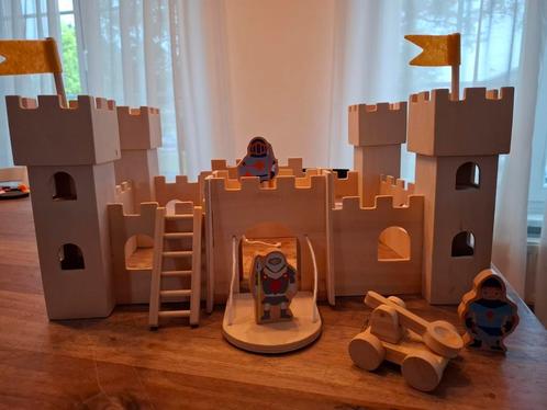 episch houten ridderkasteel,zonder draken, wel met katapult, Kinderen en Baby's, Speelgoed | Houten speelgoed, Gebruikt, Ophalen of Verzenden