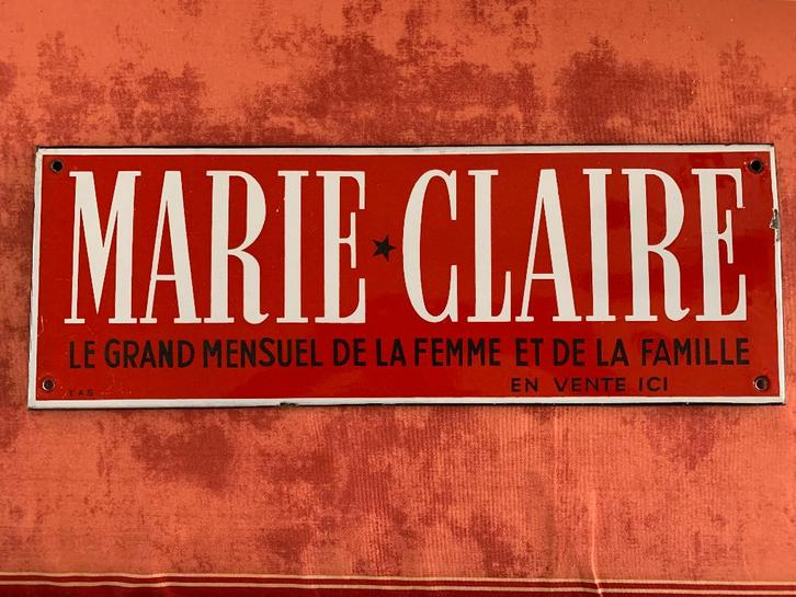 Plaque émaillée presse MARIE CLAIRE, Collections, Marques & Objets publicitaires, Utilisé, Panneau publicitaire, Enlèvement ou Envoi