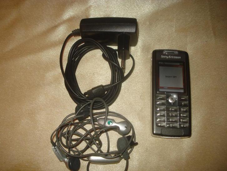 SONY-ERICSSON T630 Gsm Vintage, Telecommunicatie, Mobiele telefoons | Sony, Gebruikt, Klassiek of Candybar, Ophalen of Verzenden