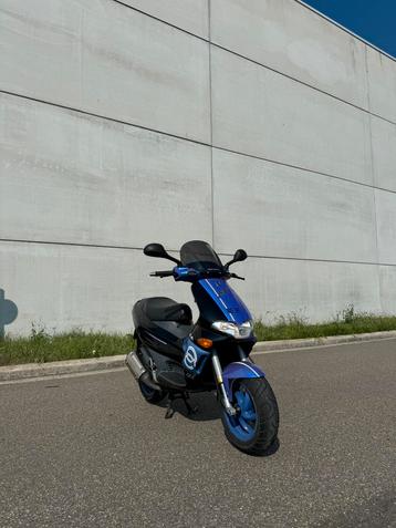 Gilera runner 125cc BE papieren disponible aux enchères