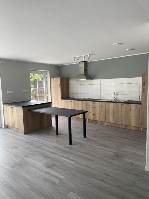 Nieuw appartement te huur in Kinrooi/Ophoven!, Immo, Appartementen en Studio's te huur, Provincie Limburg, 50 m² of meer