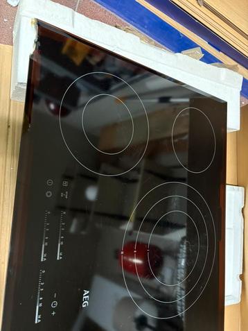 Taque infuction AEG 80cm beschikbaar voor biedingen
