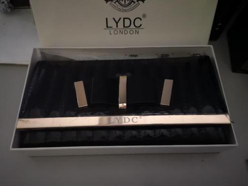 LYDC Bow Licious black purse, Handtassen en Accessoires, Portemonnees, Zo goed als nieuw, Overige merken, Zwart, Ophalen