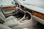 Daimler Super V8 Jaguar 4.0 V8 MEMORY SEATS*ZETELVERWARMING, Auto's, Automaat, Achterwielaandrijving, Blauw, Leder