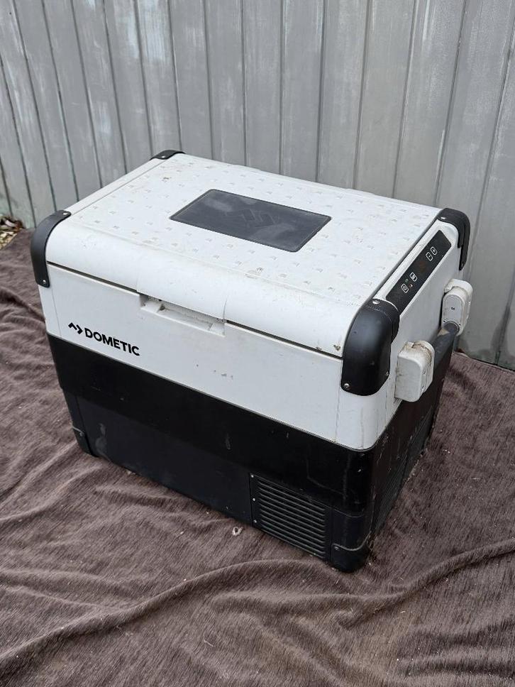 Dometic CFX65DZ, 61 L, 12/24 V et 230 V, Electroménager, Électroménager & Équipement Autre, Utilisé, Enlèvement