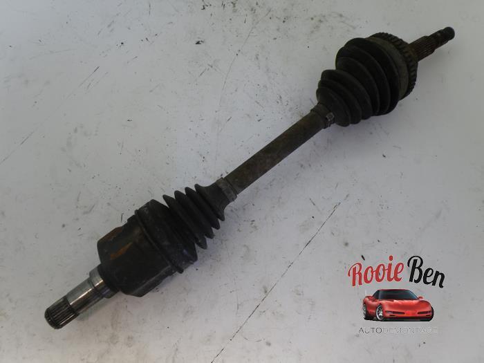 Aandrijfas links-voor van een Dodge Ram Van, Auto-onderdelen, Remmen en Aandrijving, Dodge, Gebruikt, 3 maanden garantie, Ophalen of Verzenden