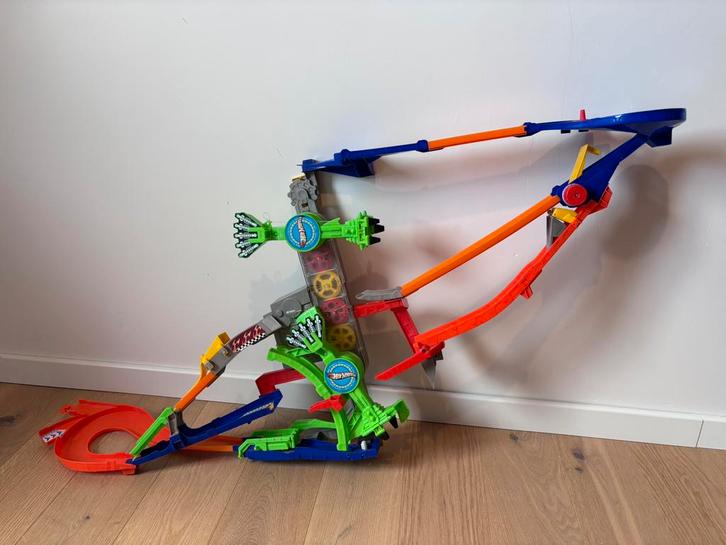 Hot Wheels Wall Tracks Roto-Arm Revolution, Kinderen en Baby's, Speelgoed | Racebanen, Gebruikt, Racebaan, Elektrisch, Hot Wheels