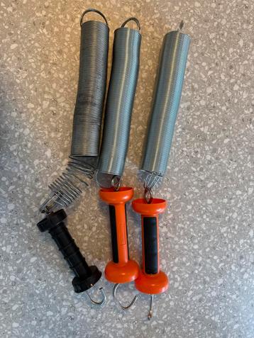 Set van 3 poortgrepen mét metalen veren voor weideafsluiting beschikbaar voor biedingen