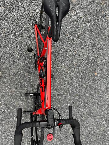 BMC TEAMMACHINE ALR DISC TWO RED beschikbaar voor biedingen