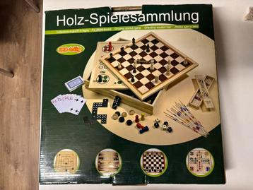 Gezelsschapsspellen-verzameling Holz beschikbaar voor biedingen