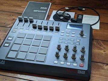 Akai MPD32 - MIDI controller