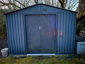 Tuinhuis beschikbaar voor biedingen
