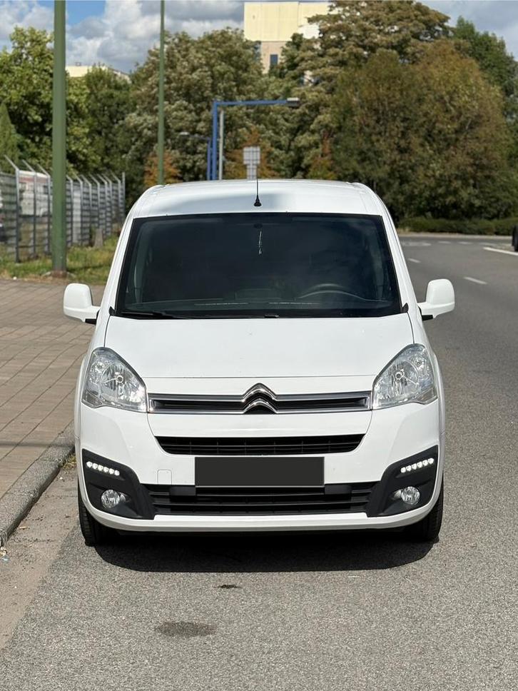 Citroen berlingo 1.6 HDI EURO6B prêt à immatriculer, Autos, Camionnettes & Utilitaires, Particulier, Citroën, Diesel, Euro 6, 5 portes
