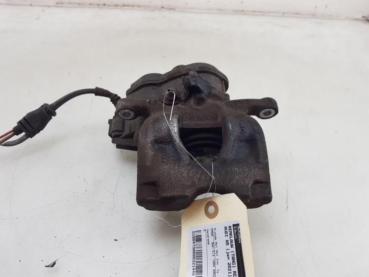 REMKLAUW RECHTS ACHTER Audi A5 Sportback (F5A / F5F), Auto-onderdelen, Remmen en Aandrijving, Audi, Gebruikt