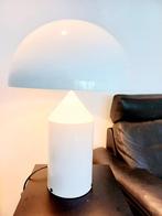 Design Lamp Atollo van Italiaaanse fabrikant Oluce, Modern Tijdloos Design, Gebruikt, Metaal, 50 tot 75 cm