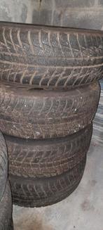4 pneus hiver SUV 4X4 245/70R16, 16 pouces, Pneu(s), Enlèvement, Utilisé