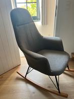 Schommelstoel- grijze stof met houden onderstel, Huis en Inrichting, Fauteuils, Ophalen, Zo goed als nieuw, Stof