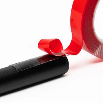 Dubbelzijdige foamtape beschikbaar voor biedingen