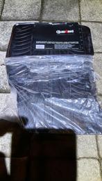 TAPIS

AUTO CAOUTCHOUC AUDI Q7 06.2015, Enlèvement ou Envoi