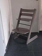 Stokke Tripp Trapp NIEUW MODEL in hazy grey, Kinderen en Baby's, Ophalen, Zo goed als nieuw, Meegroeistoel