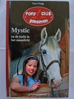 Pony Club Geheimen - Mystic en de tocht in het maanlicht, Gelezen, Stacy Gregg, Ophalen of Verzenden, Fictie