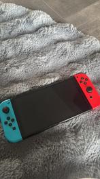 Nintendo swich met hoesje en nog wat, Utilisé, Switch Original, Avec jeux, Avec 2 manettes