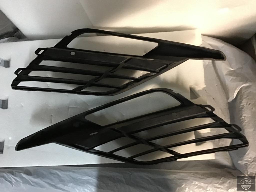 Grille de feux antibrouillard Seat Cupra Leon 5F Facelift 17, Pare-chocs, Autovia A-2, Km 585 585
08760  Martorell, ES, SEAT S.A.