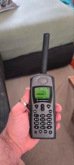 Motorola iridium 9505 satellite dummy, Télécoms, Neuf, Enlèvement ou Envoi, Classique ou Candybar, Clavier physique