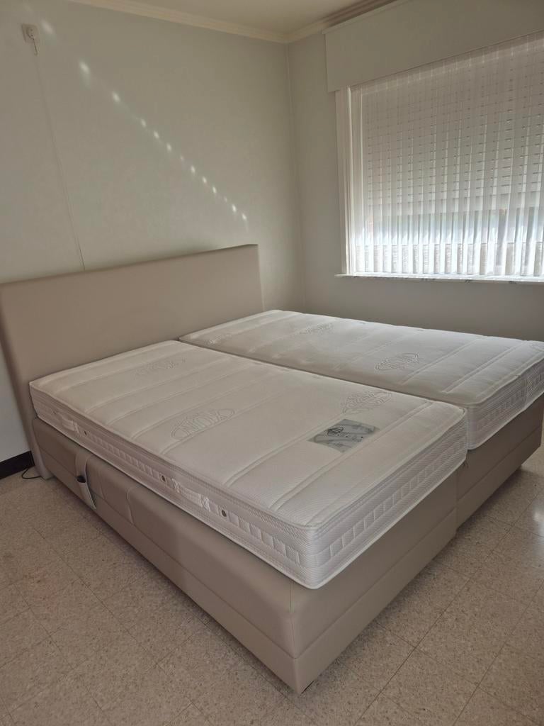 Sommier NOX, Maison & Meubles, Chambre à coucher | Lits boxsprings, Enlèvement