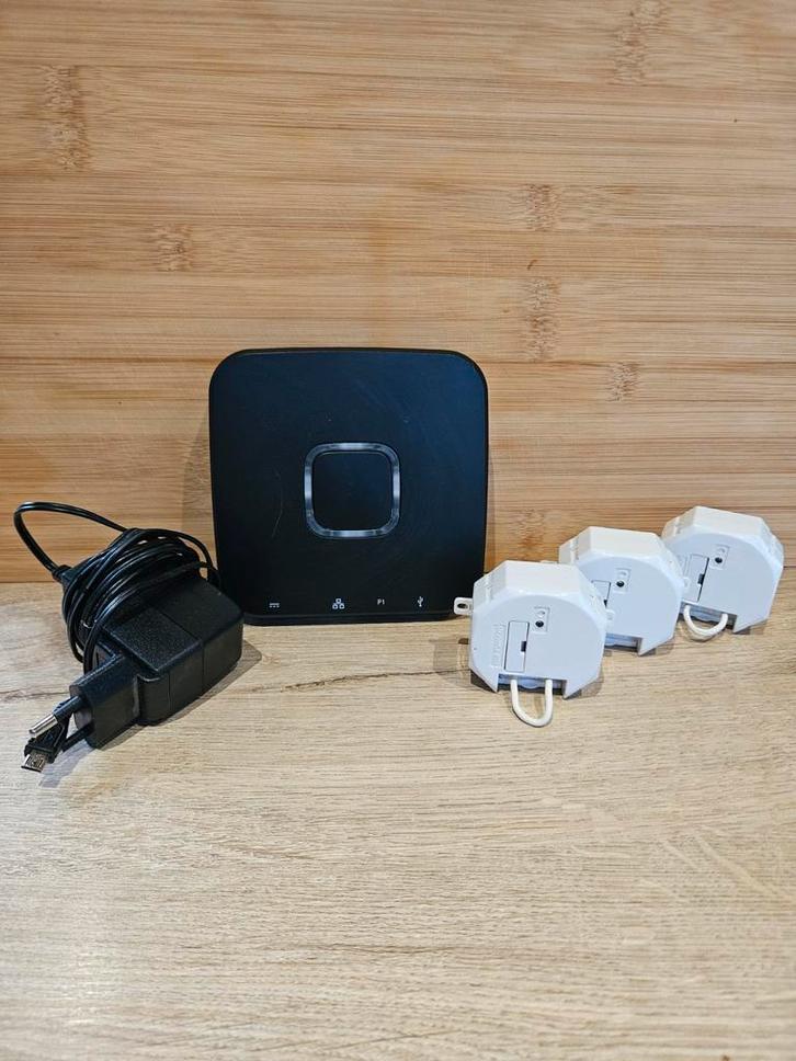 Trust ICS-2000 + 3 modules d'obturation ASUN-650, Bricolage & Construction, Électricité & Câbles, Enlèvement ou Envoi