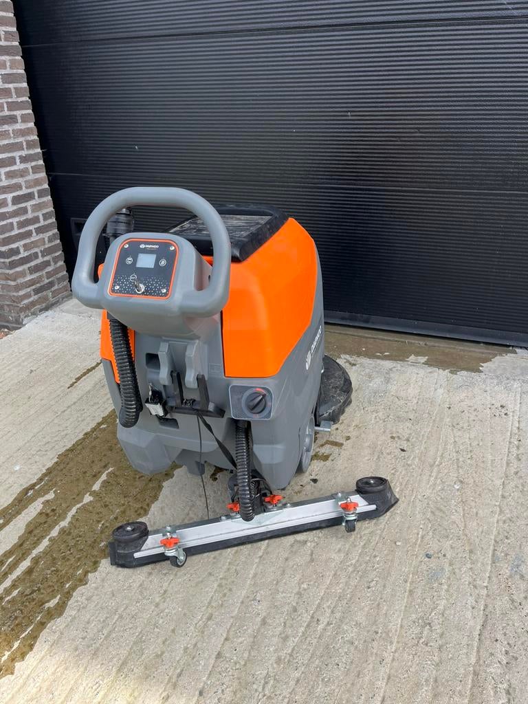 Ponceuse Daewoo DAFL50A, d'occasion, Bricolage & Construction, Matériel de nettoyage, Schuurmachine, Machine de nettoyage à brosse