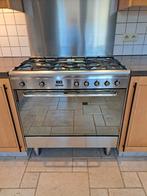 Cuisinière SMEG avec cuisinière à gaz, Gaz, Classe énergétique A ou plus économe, Plaque chauffante, Comme neuf