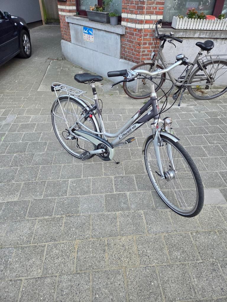 L'avenir damesfiets 28 inch zo goed als nieuw, Fietsen en Brommers, Ophalen, Zo goed als nieuw, Dames, Versnellingen