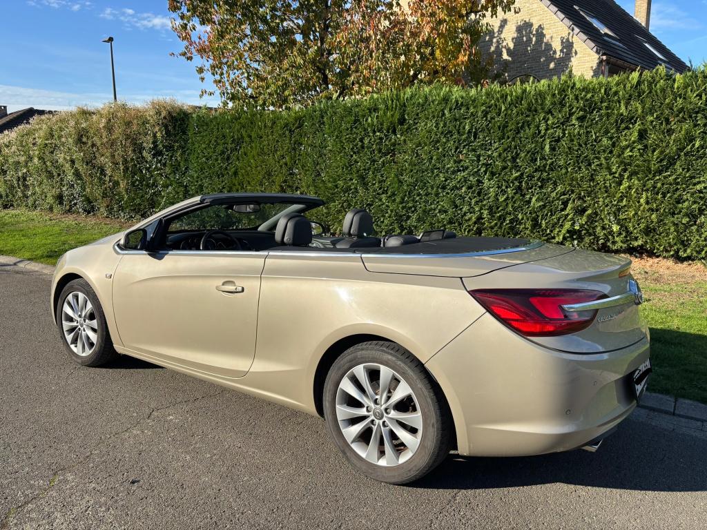 Opel Cascada Cabrio, Auto's, Opel, Particulier, Cascada, Achteruitrijcamera, Benzine, Euro 5, Cabriolet, 2 deurs, Handgeschakeld