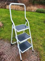 Escalier de cuisine à 3 marches Escalo L213, Bricolage & Construction, Échelles & Escaliers, Enlèvement