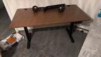 Table de bureau électrique 140/70 (état neuf), Maison & Meubles, Enlèvement, Comme neuf